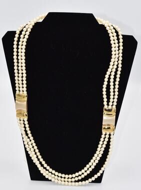 Vintage NAPIER 1980s Triple-Strand Faux Pearl Romantics Collection Necklace